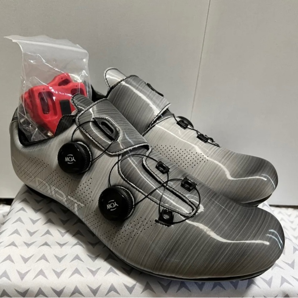 New w/o box Yow sport cycling cleats size EU 45 US 10.5
